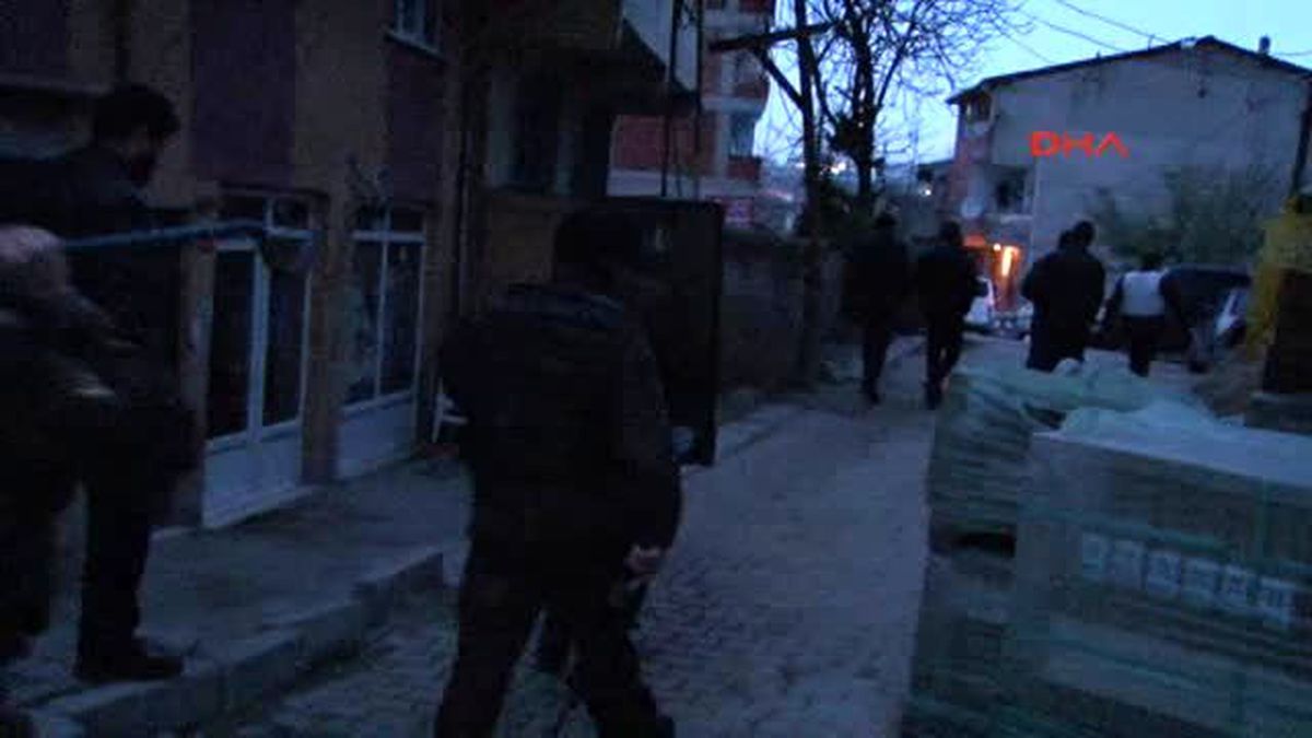 Esenyurt'ta Özel Harekat Destekli Narkotik Operasyonu