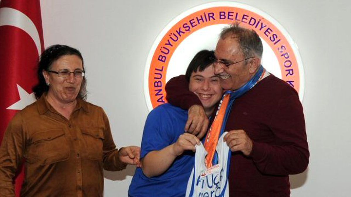 İbb Spor\'a Down Sendromlu Oyuncu