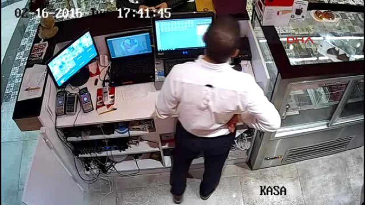 İstanbul\'da Sahte Dolar Operasyonları: 10 Gözaltı