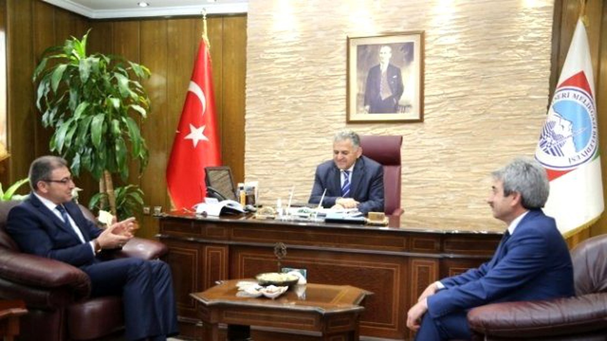 Kayseri Yozgatlılar Derneği Yönetiminin Melikgazi Belediye Ziyareti
