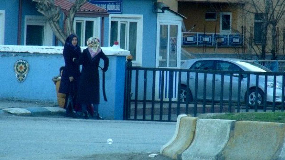 Muş\'ta Terör Operasyonu: 10 Gözaltı