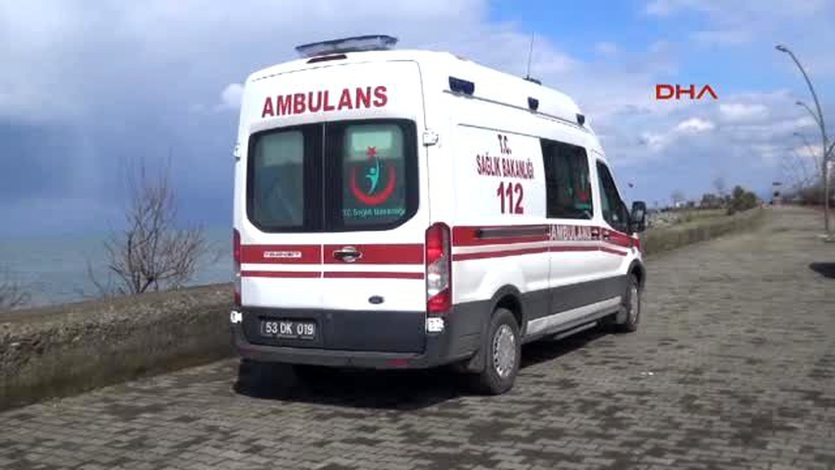 Rize?de Ambulansın Çarptığı Kadın Öğretmen Hayatını Kaybetti