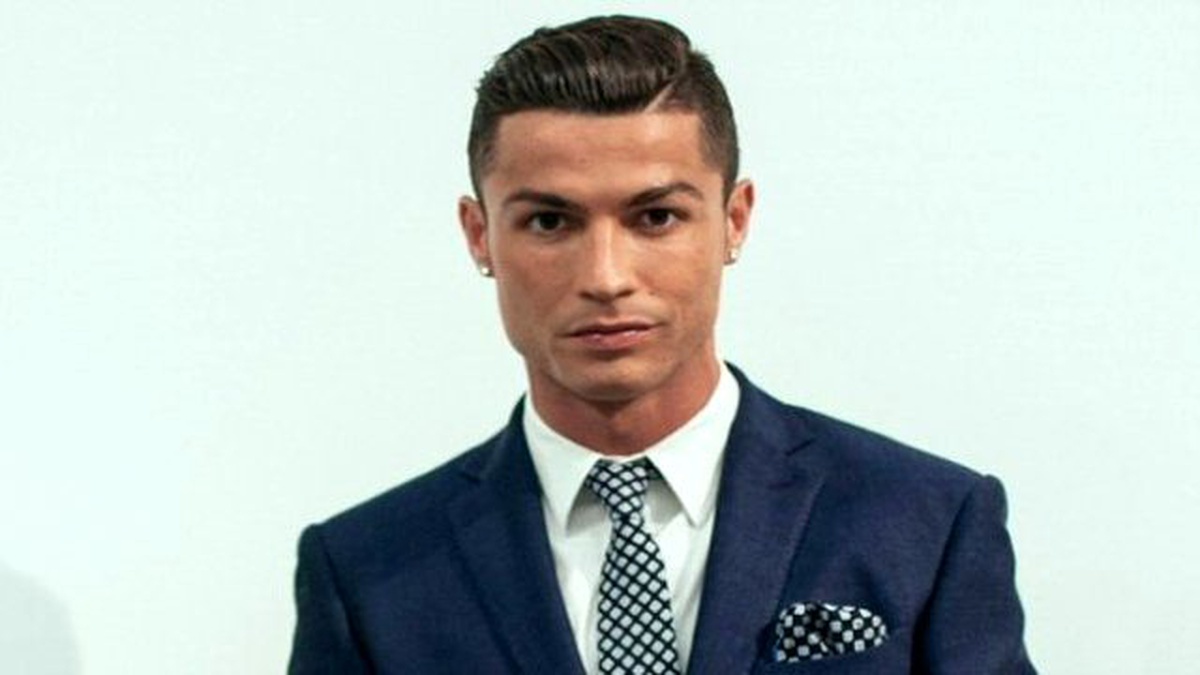 Ronaldo\'ya Fas\'ta Kral Koruması...
