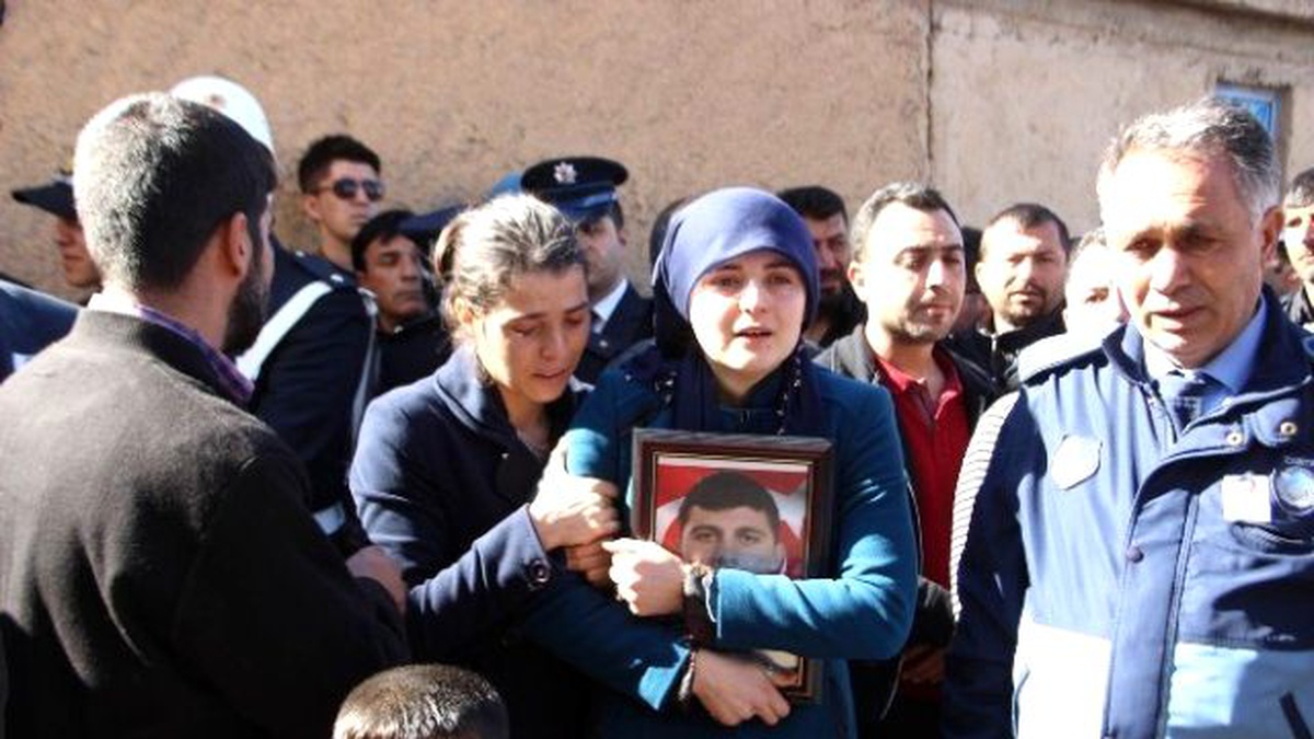 Şanlıurfalı Şehit Gözyaşlarıyla Toprağa Verildi