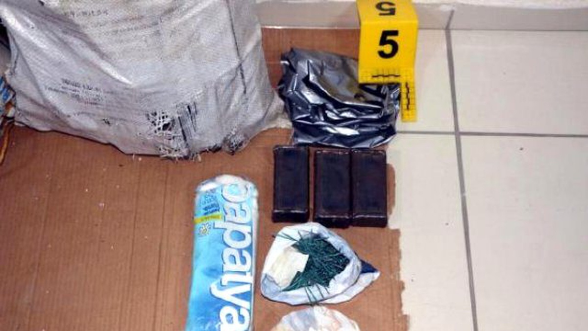 Silvan\'da Mezarlıkta Patlayıcı Madde Mühimmatı Bulundu
