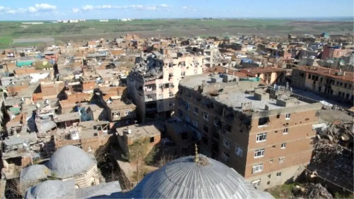 Tarihi Kurşunlu Camii Harabeye Dönmüş Durumda