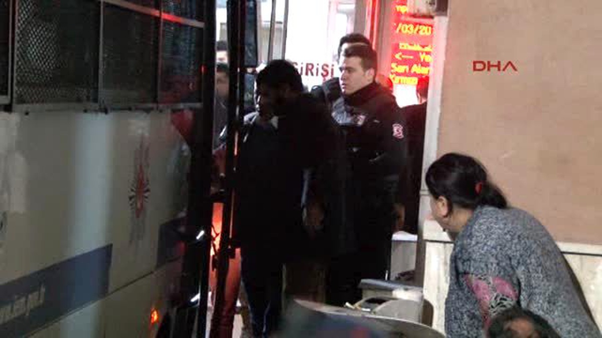 Terör Operasyonunda Gözaltına Alınan Şüpheliler Sağlık Kontrolünden Geçirildi