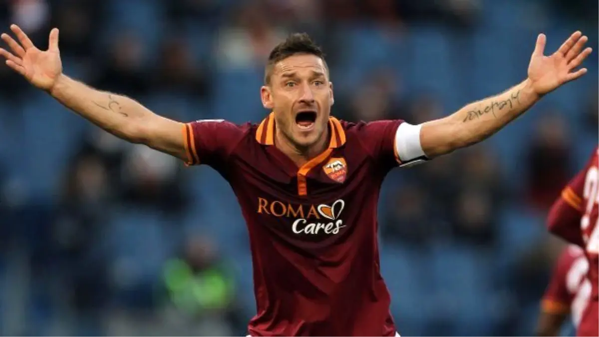 Roma Kulübü Başkanı Totti'yi Emekliliğe Çağırdı