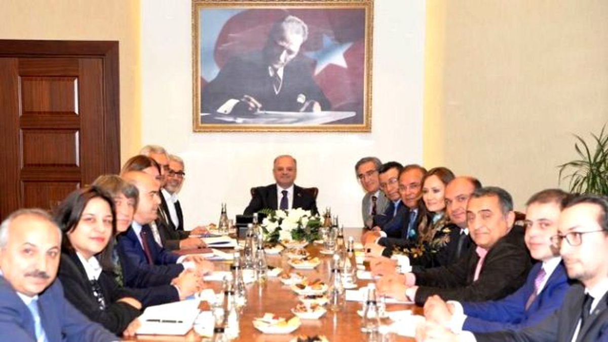 Vali Çakacak, Stk Temsilcileriyle Bir Araya Geldi