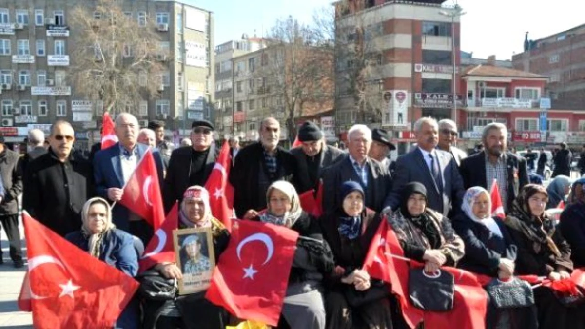 18 Mart\'ı Anma Gününde Kırıkkale\'de Göz Yaşı Aktı
