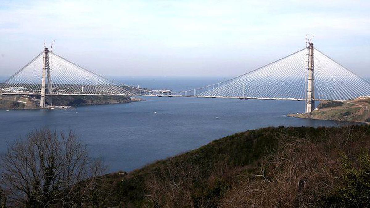 3. Köprüden Kaçak Geçen Yandı