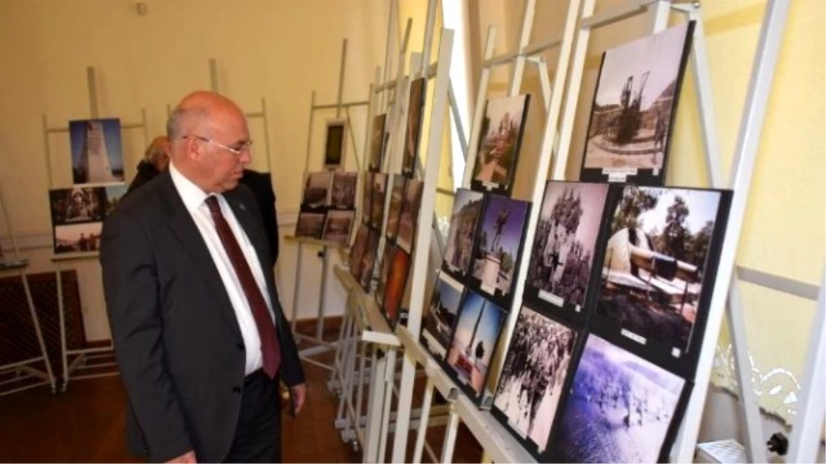 Atatürk ve Çanakkale Fotoğraf Sergisi\' Tarihi Belediye Binasında Açıldı