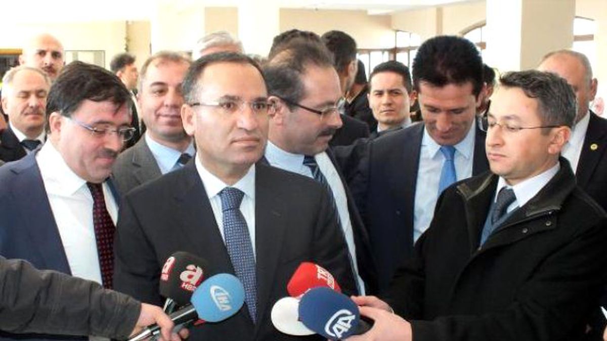 Bakan Bozdağ: Samimi Olan, \'Şartsız, Amasız\' Bir Araya Gelir