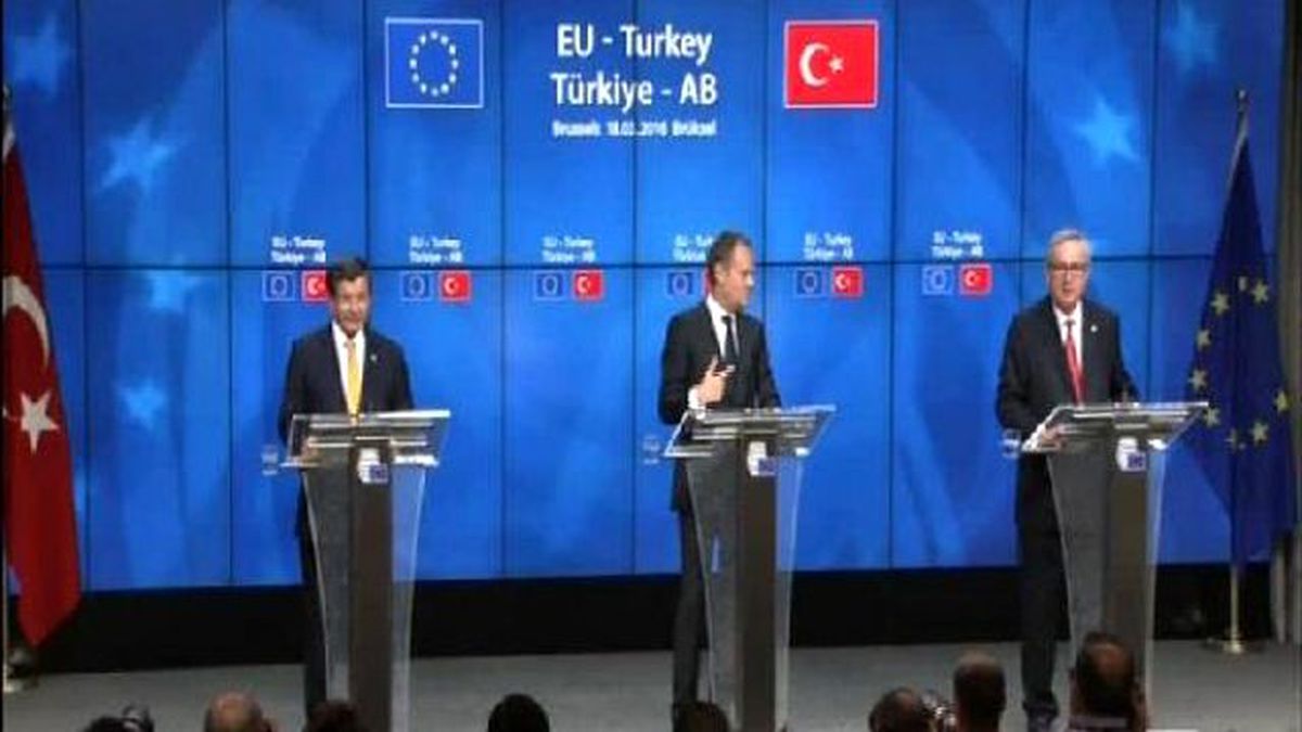 Başbakan Davutoğlu: "Bugün Türkiye ile Avrupa Arasında Tarihi Bir Gün" (2)