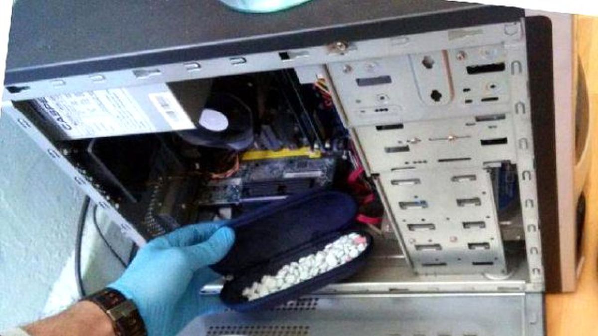 Bilgisayar Kasasından Uyuşturucu Hap Çıktı