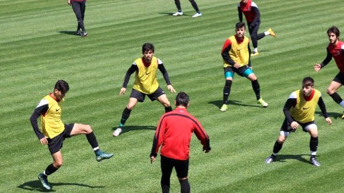Denizlispor\'da Oyuncular Galibiyet İçin Kenetlendi