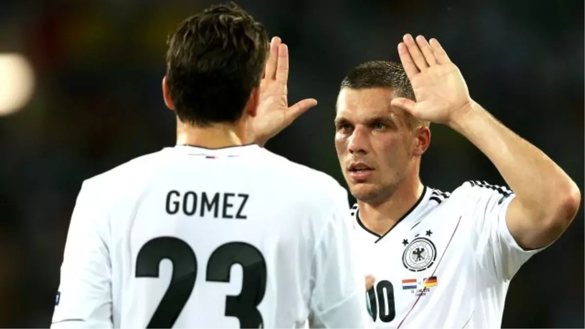 Gomez ve Podolski Yeniden Milli Takıma Çağrıldı