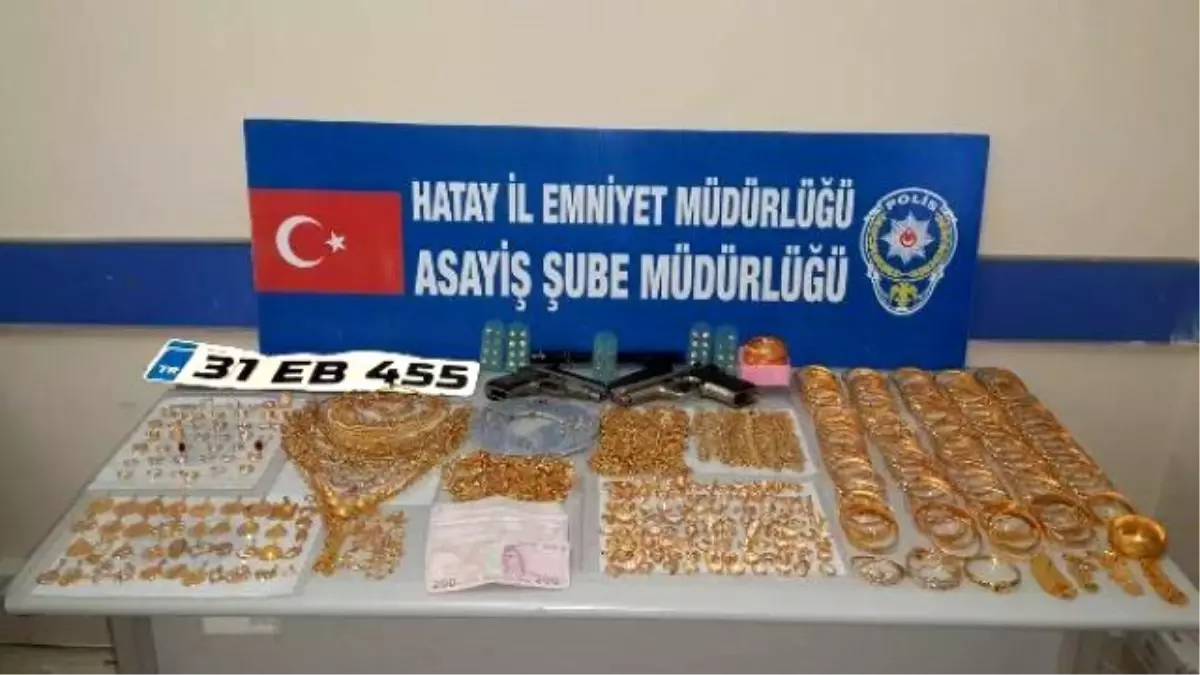 Kaçırdıkları Suriyeli Kuyumcunun 3 Kilo Altınını Gasp Ettiler