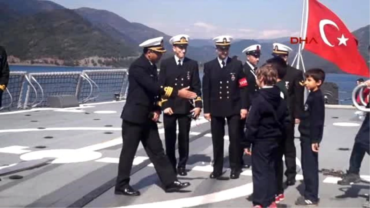 Marmaris Aksaz\'da Öğrencilere Askeri Gemiyle Sefer Turu