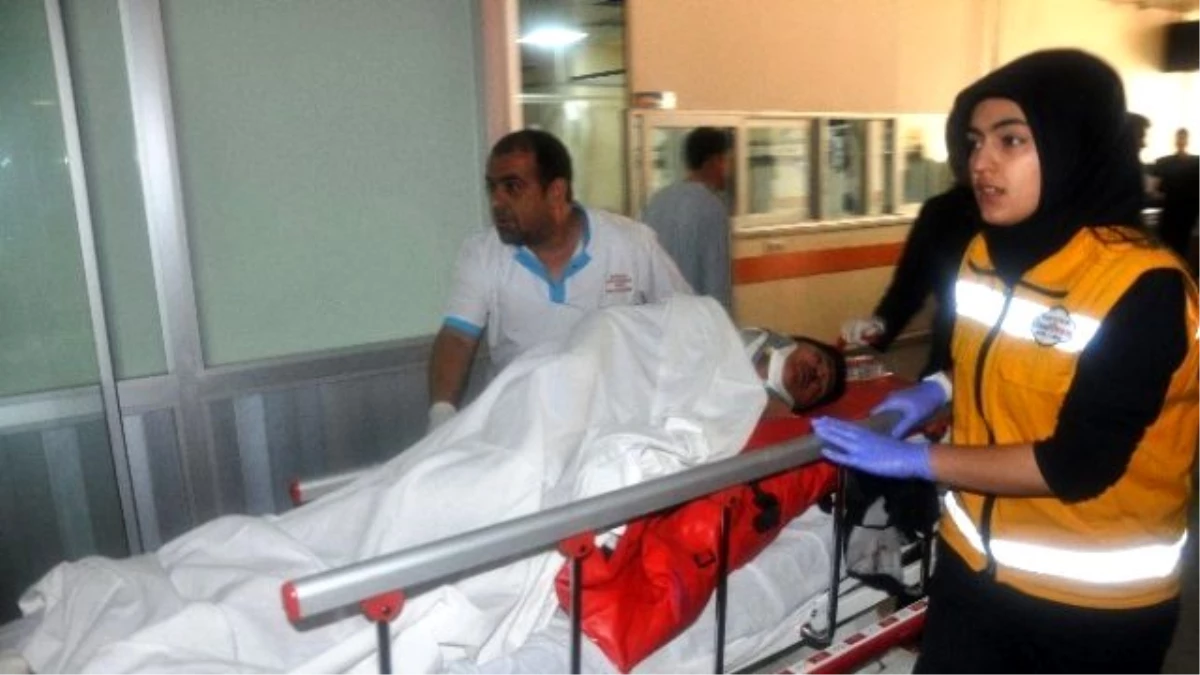 Nizip\'te Trafik Kazası: 1 Ölü, 4 Yaralı