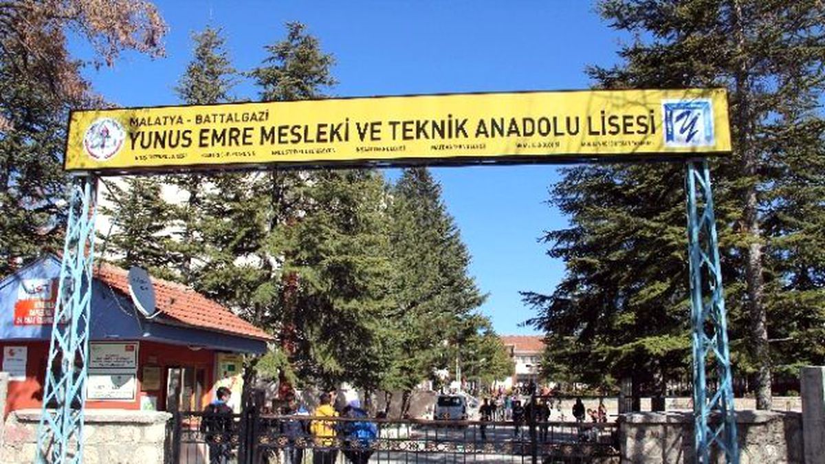 Öğrencilerden Kayısı Çiçeğini Kurtarma Amaçlı Proje