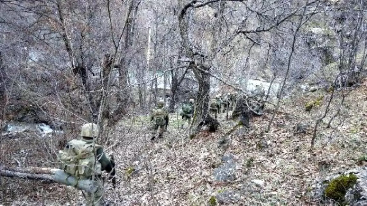 PKK\'nın Tunceli-Ovacık Yoluna Tuzakladığı 650 Kilo Bomba İmha Edildi