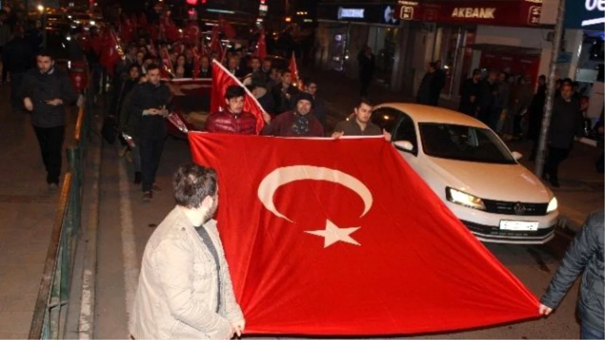 Zonguldak 18 Mart Çanakkale Şehitleri İçin Yürüdü