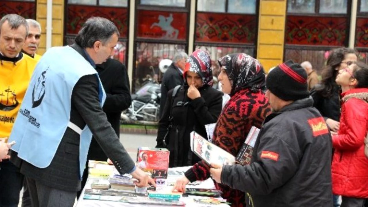 Alperenler, Çanakkale Şehitleri ve Yazıcıoğlu\'nu Andı