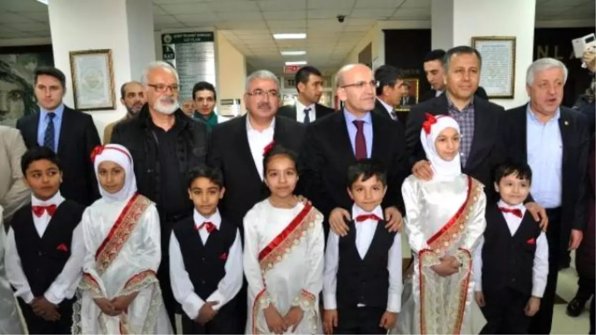 Başbakan Yardımcısı Şimşek: Suriyelilerin 10\'da Biri Kamplarda Kalıyor