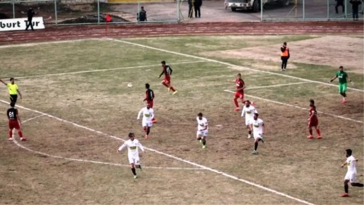 Bayburt Üç Puanı İki Gol ile Aldı