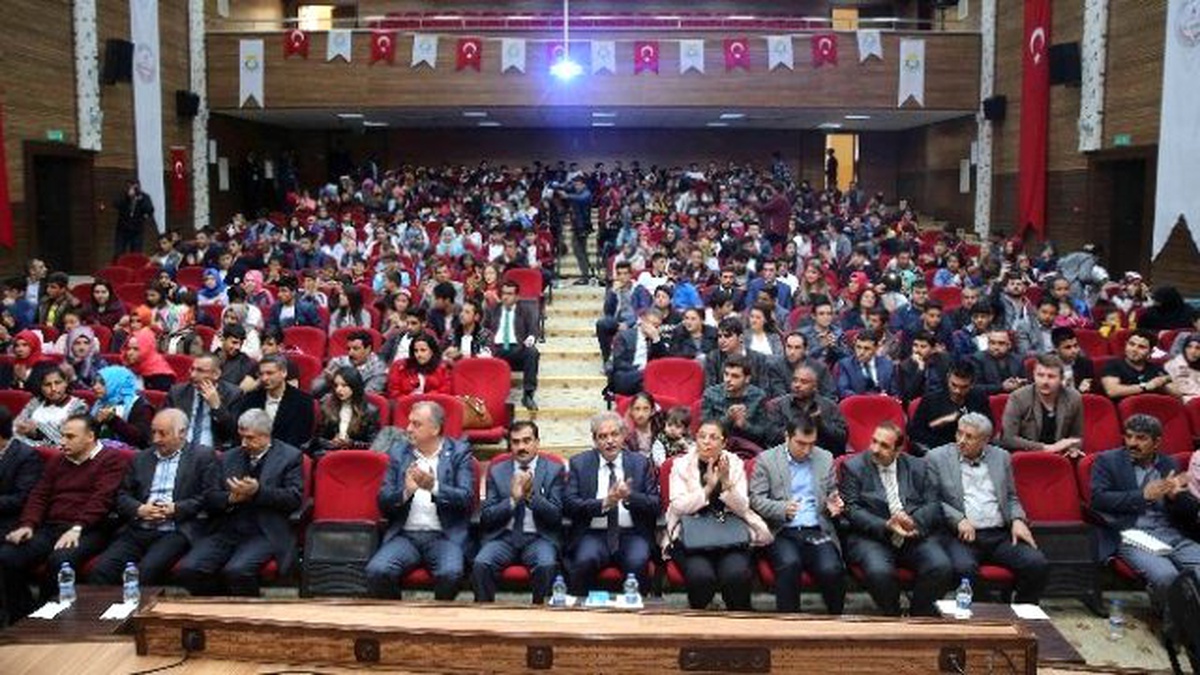Çanakkale Bilgi Yarışmasının Birincisi Haliliye İlçesi Oldu