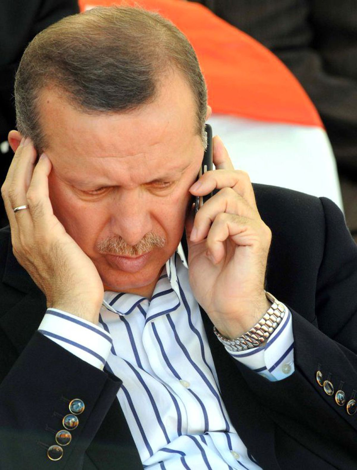 Erdoğan, Saldırı Sonrası Davutoğlu ve Ala'dan Bilgi Aldı