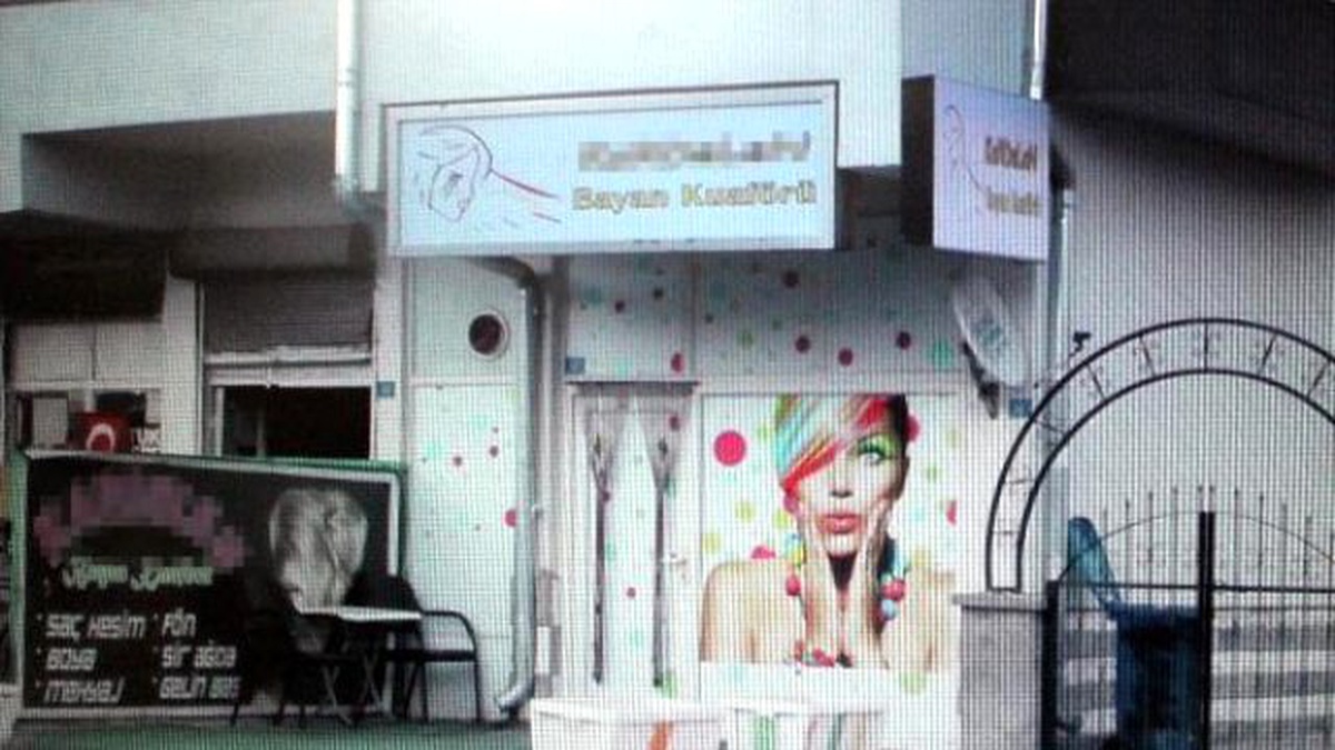 İç Çamaşırlarında 13 Paket Bonzai Ele Geçirildi