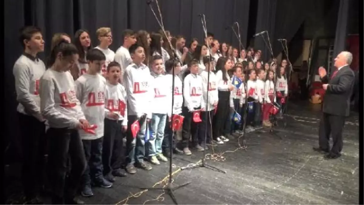 Kosova\'da Görevli Türk Üsteğmen\'in Çanakkale Töreninde Okuduğu Şiir Herkesi Ağlattı