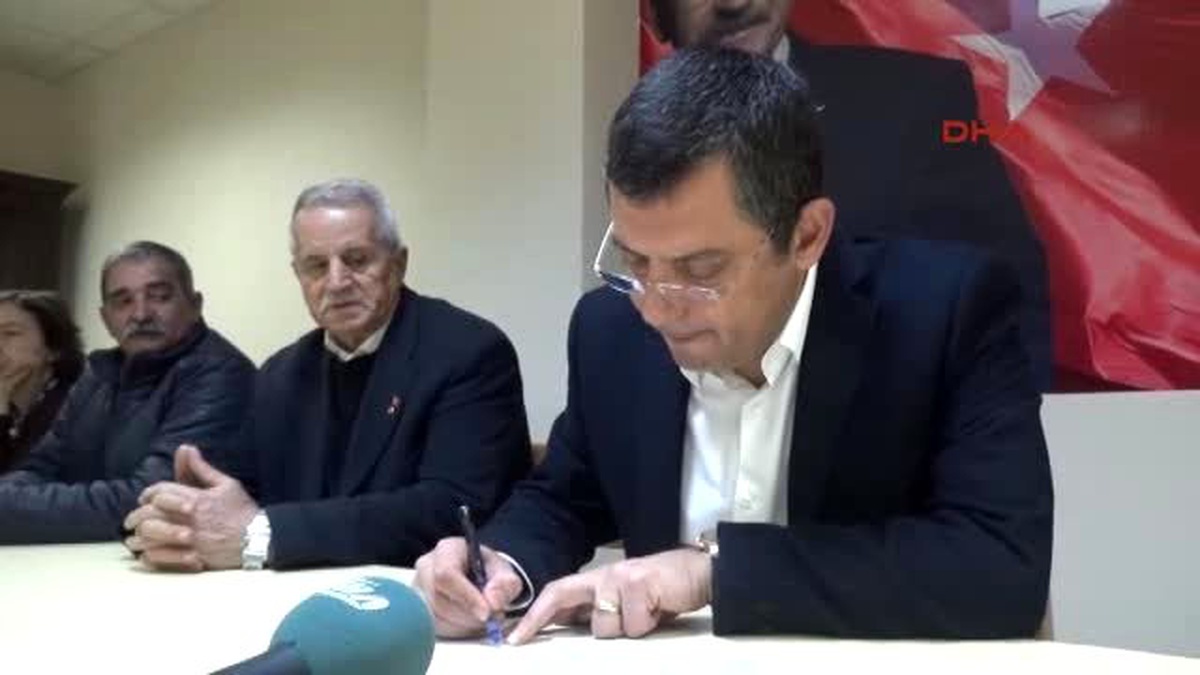 Manisa - CHP\'li Özel : Bu Ülkeyi Yönetmeye Çalışan Birileri Bu İşi Beceremiyorlar