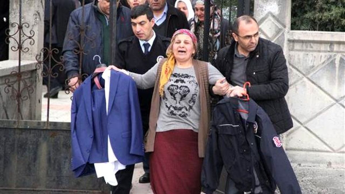 Şehidin Annesinden Kürtçe Ağıt: Oğuz\'u Evlendirecektim