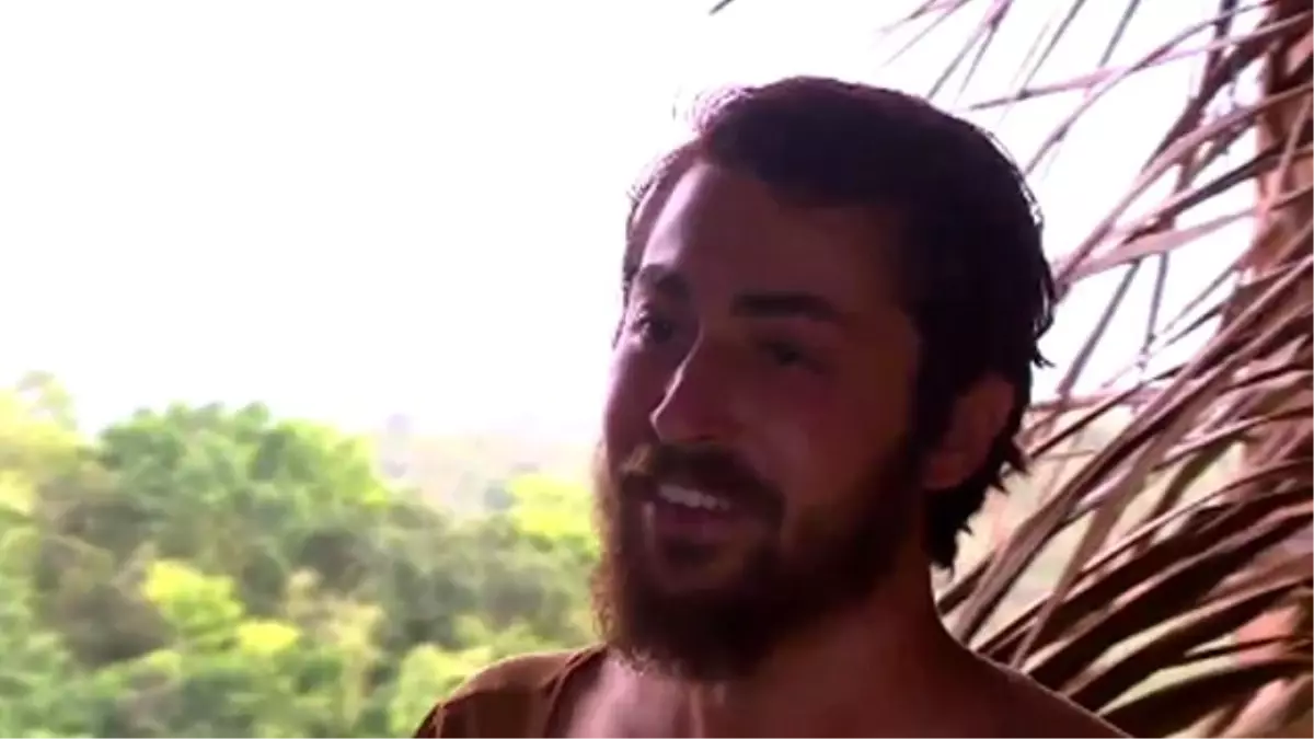 Semih\'e Kurrtetülayn Sürprizi! Mektuba Şiirle Yanıt Verdi...