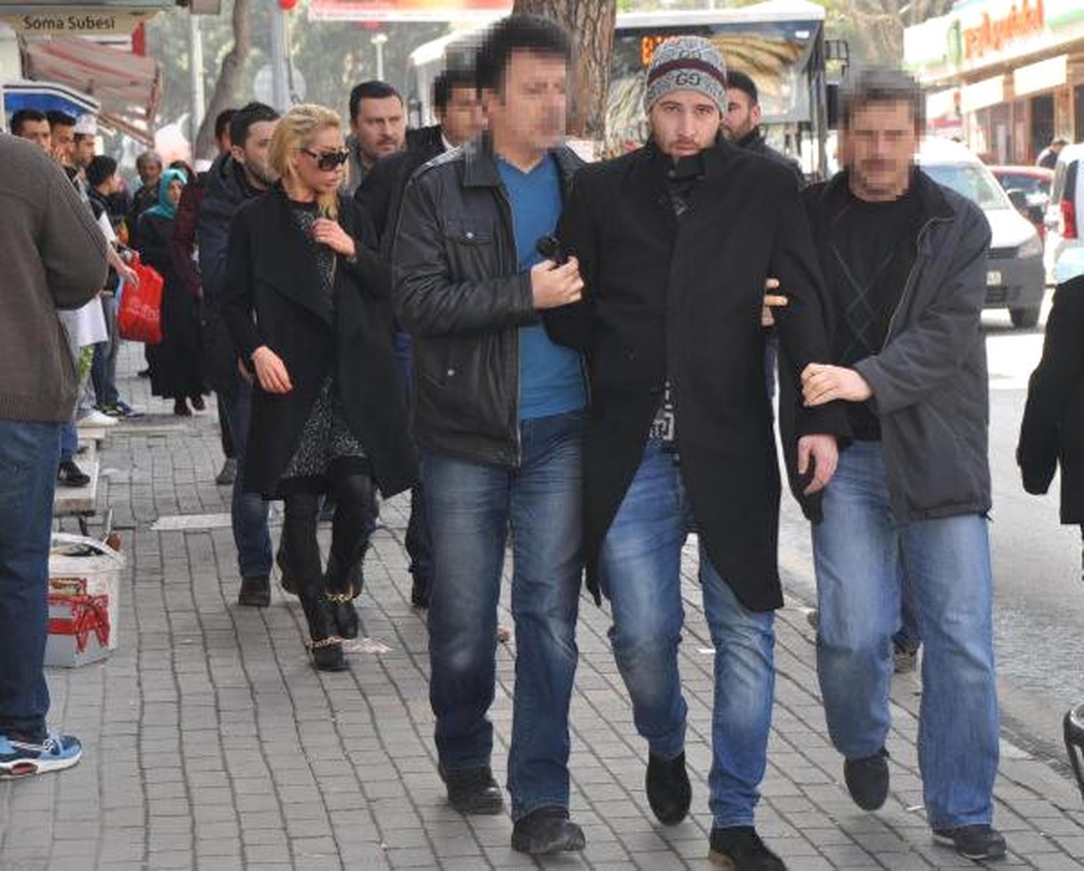 Atm\'den Kart Kopyalayan 3 Zanlı Tutuklandı