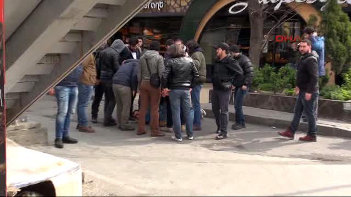Bakırköy\'e Yürümek İsteyen Gruba Gazlı Müdahale