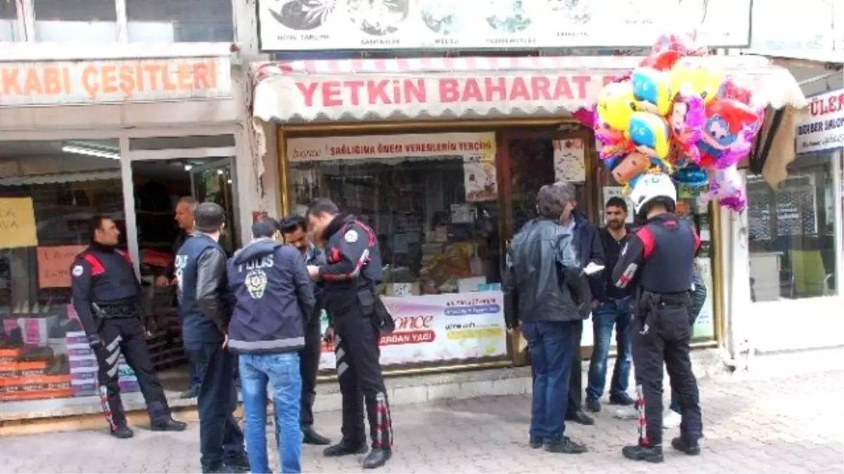 Baloncu Kız Polis Ekiplerini Harekete Geçirdi