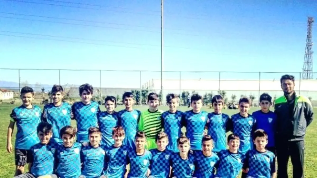 Büyükşehir U12 Takımı İzmir Cup Yolcusu