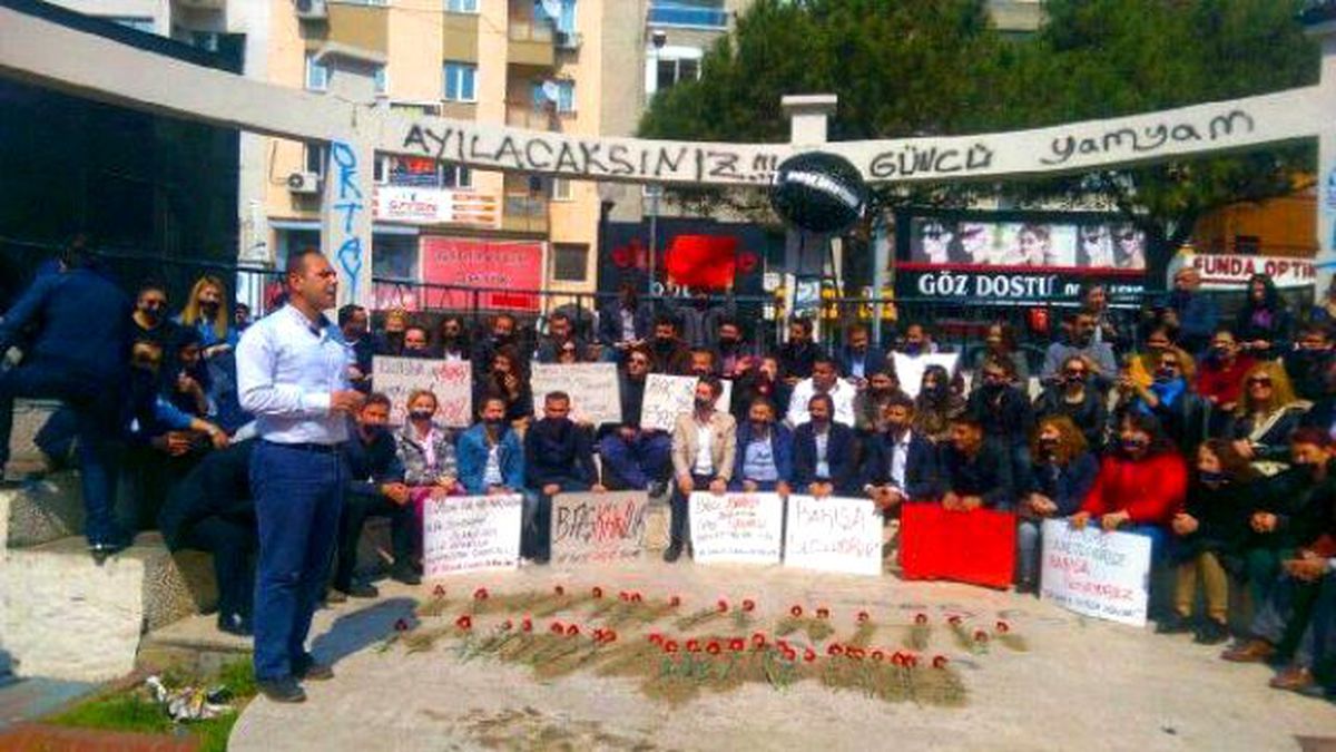 CHP\'li Gençler Barış İçin \'Sustu\'