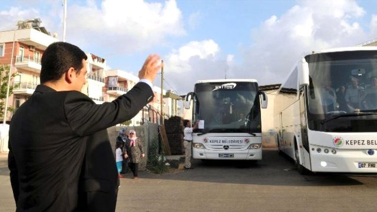 Kepez Belediyesi 5 Yılda 10 Bin 440 Kişiyi Çanakkale\'ye Götürdü