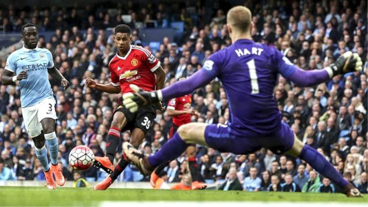 Manchester United, Manchester City\'yi 1-0 Yendi