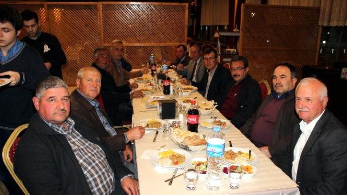 Muhtarlar Birlik ve Beraberlik Yemeğinde Buluştu