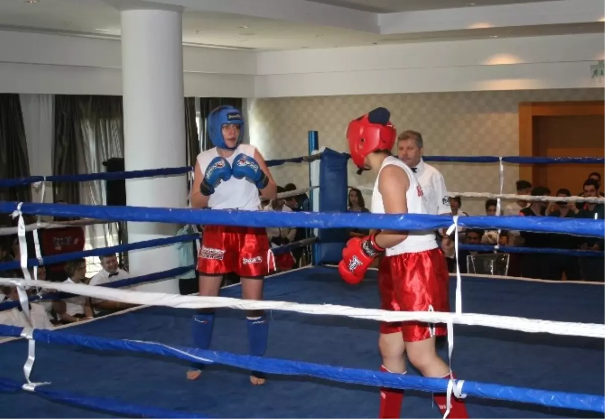 Üniversiteler Arası Türkiye Kick Boks Şampiyonası Sona Erdi