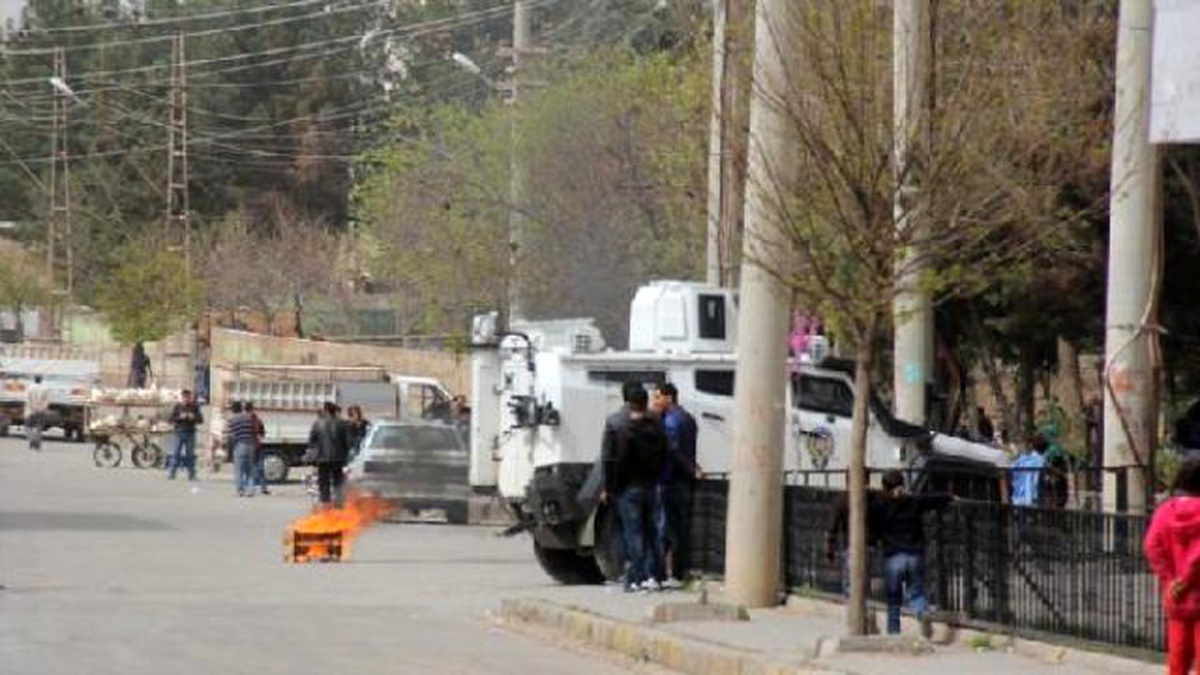 Viranşehir\'de İzinsiz Nevruz Kutlamasına Müdahale