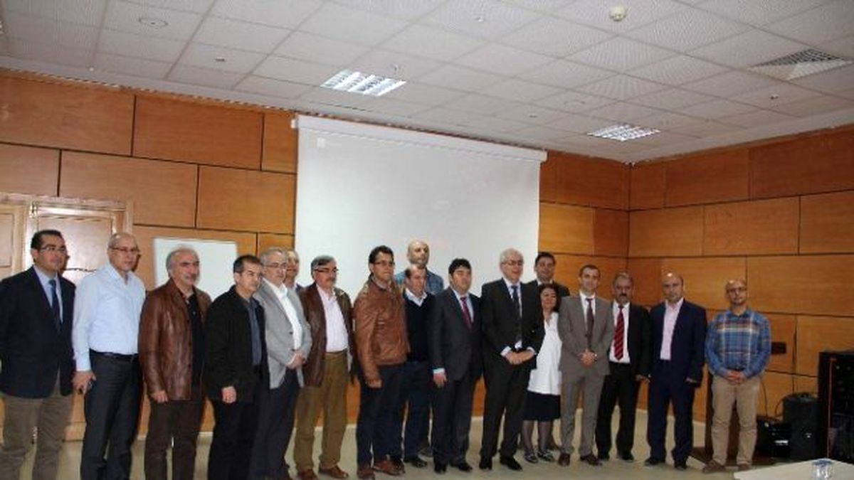 Afyonkarahisar\'da Endoskopik Hipofiz Cerrahisi Kursu Gerçekleştirildi