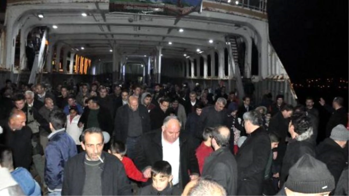 Bitlis\'te Nevruz Güvenlik Gerekçesiyle Feribotta Kutlandı