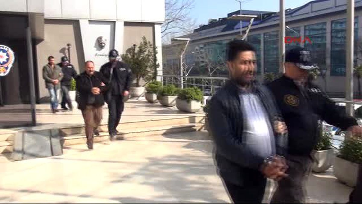 Bursa?da Terör Operasyonunda Gözaltına Alınan 12 Şüpheli Adliyeye Sevk Edildi